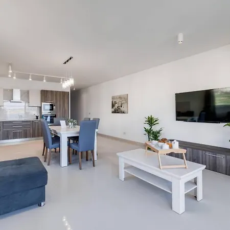Luxe 3Br Melliehabay Stunning Terrace By Homely Exterior foto