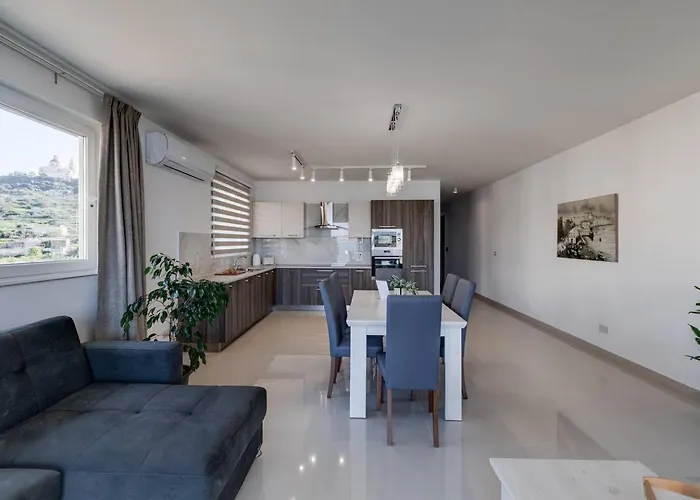 Luxe 3Br Melliehabay Stunning Terrace By Homely
