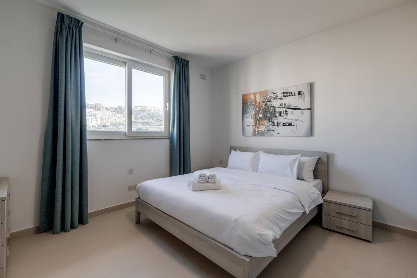 Apartment Luxe 3br Melliehabay Stunning Terrace By Homely *