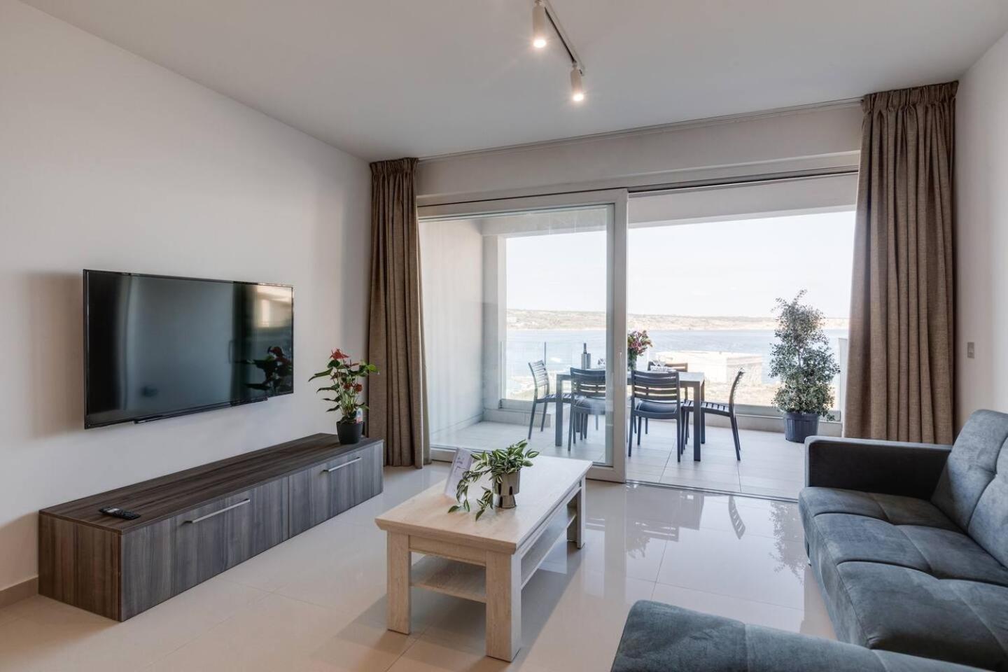Apartman Luxe 3br Melliehabay Stunning Terrace By Homely