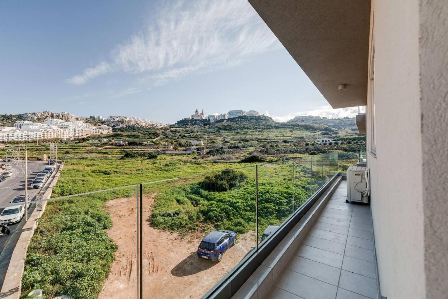 Luxe 3br Melliehabay Stunning Terrace By Homely Apartment Mellieha